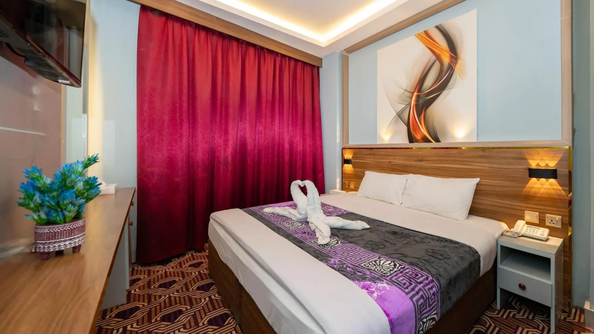 Tanha Hotel Dubai